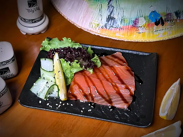 Сашимі лосось