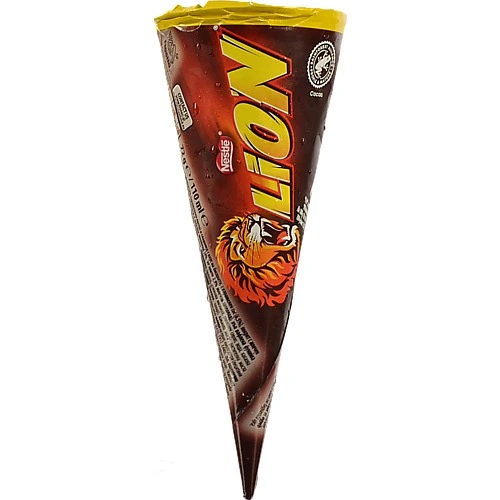 Морозиво карамельне та бісквітне з карамельним соусом та молочним шоколадом у вафельному ріжку Lion м/у 72г