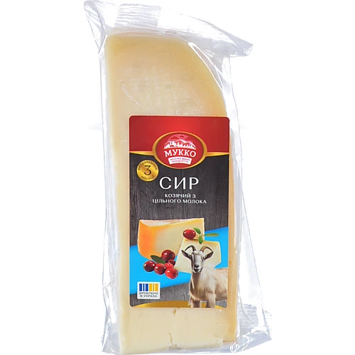 Сир Мукко 45.7% козячий брус