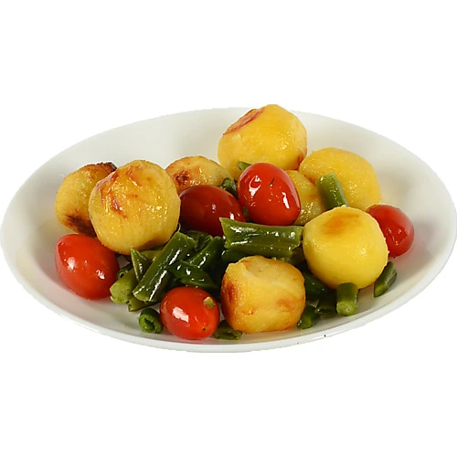 Картопля з томатами та спаржевою квасолею